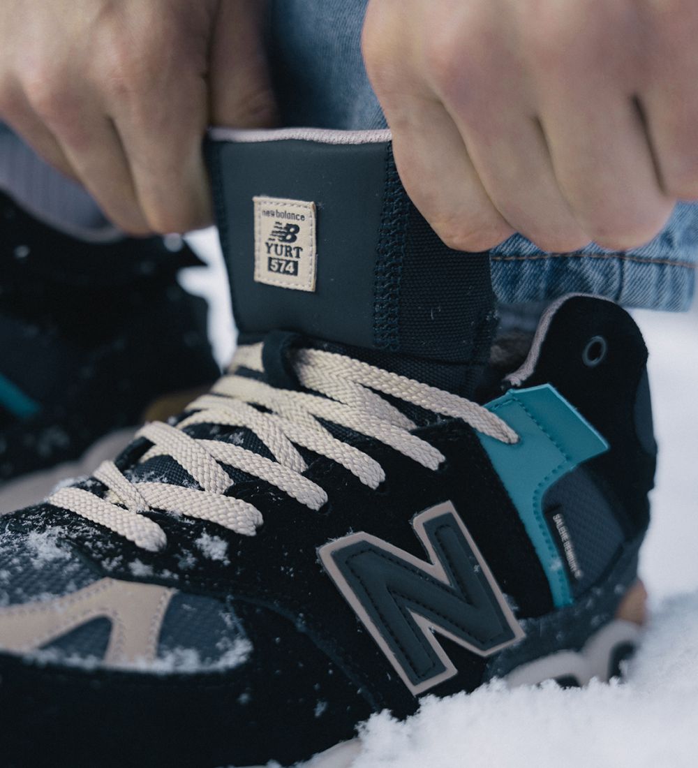 SALEHE BEMBURY X NEW BALANCE 574 'YURT' HIGH